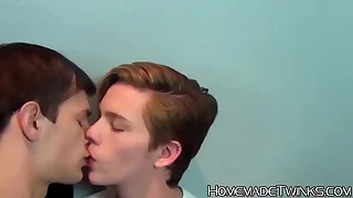 Bareback homemade contents with some rigorous and horny twinks